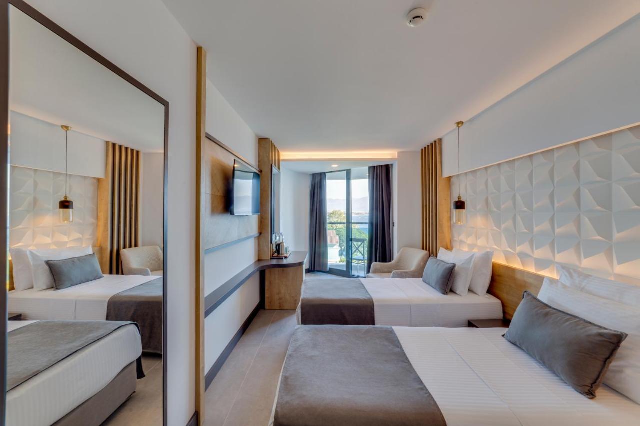 Signature Blue Otel 5*